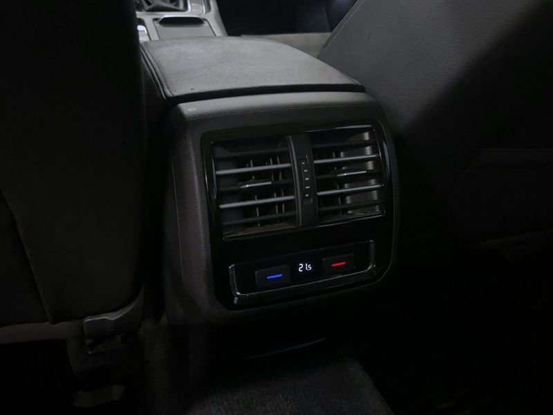 Volkswagen Passat bild 28