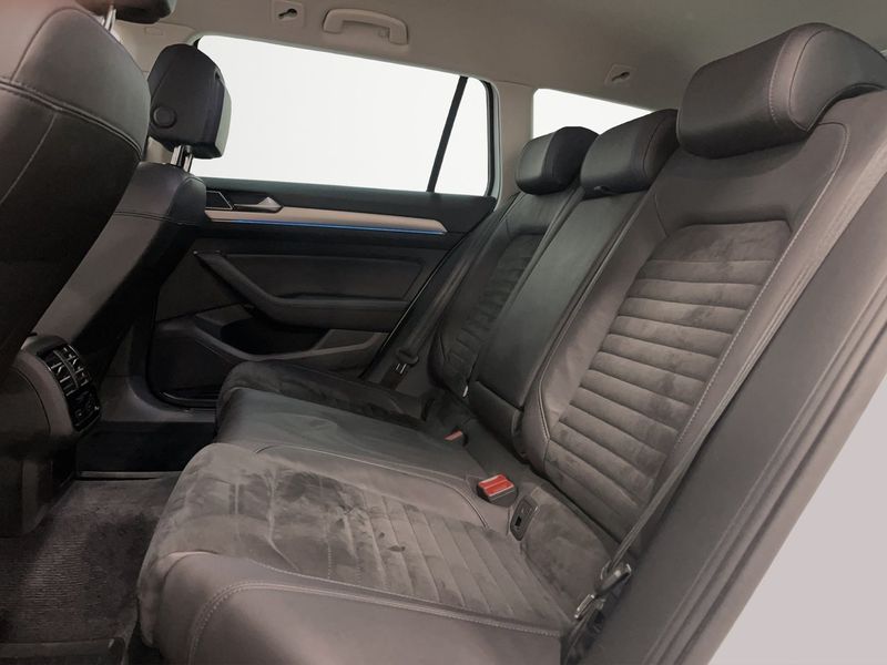 Volkswagen Passat bild 11