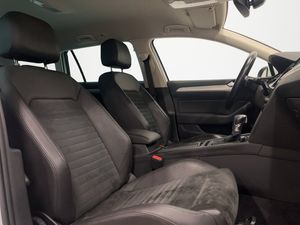 Volkswagen Passat bild 12