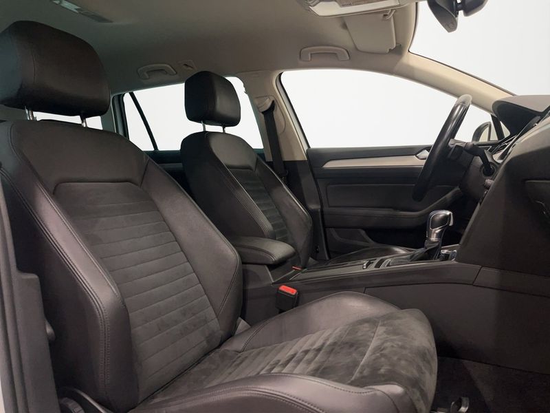 Volkswagen Passat bild 12