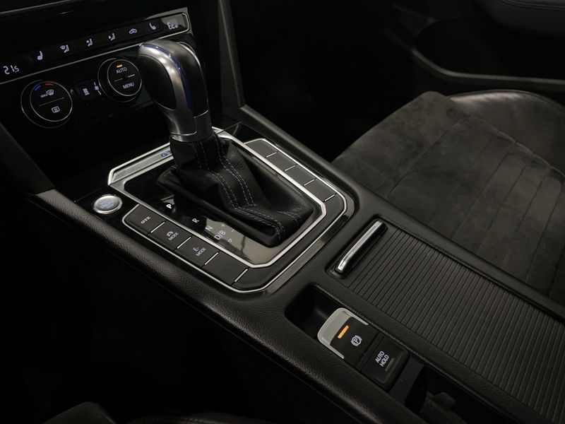 Volkswagen Passat bild 24