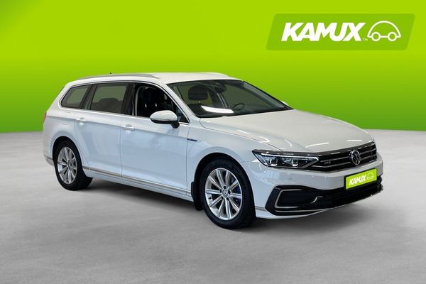 Volkswagen Passat Variant GTE 1.4 TSI DSG Sequential 218 hK Drag Värmare - 2020