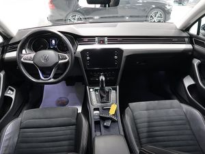 Volkswagen Passat bild 21