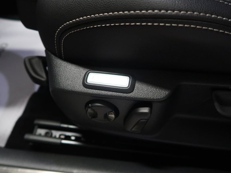 Volkswagen Passat bild 18