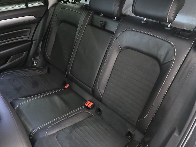 Volkswagen Passat bild 22