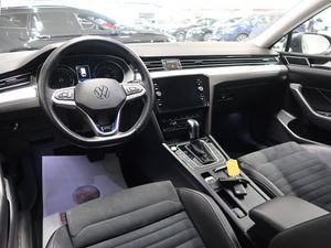 Volkswagen Passat bild 16