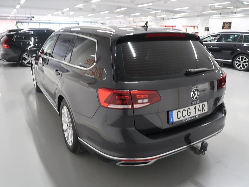 Volkswagen Passat bild 8