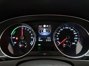 Volkswagen Passat bild 23