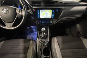 Toyota Auris bild 12