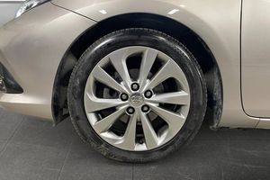 Toyota Auris bild 16