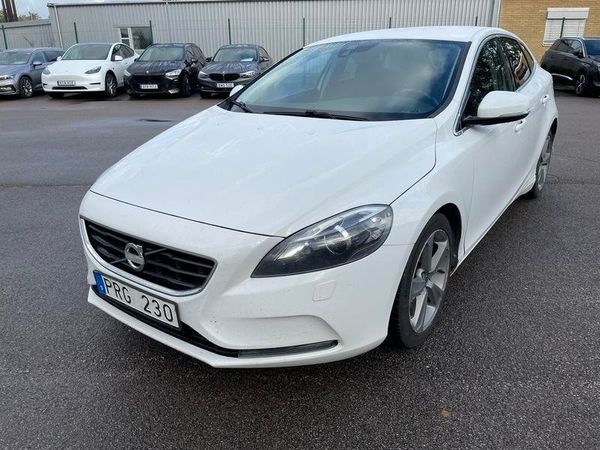 Volvo V40 D2 - 2013