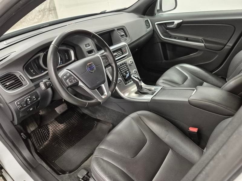 Volvo V60 bild 2