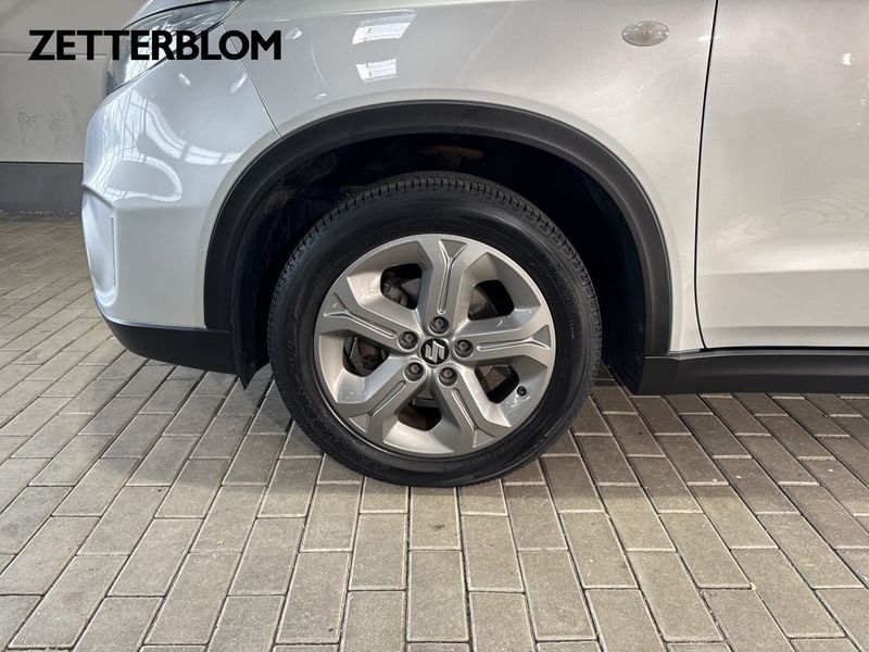 Suzuki Vitara bild 13