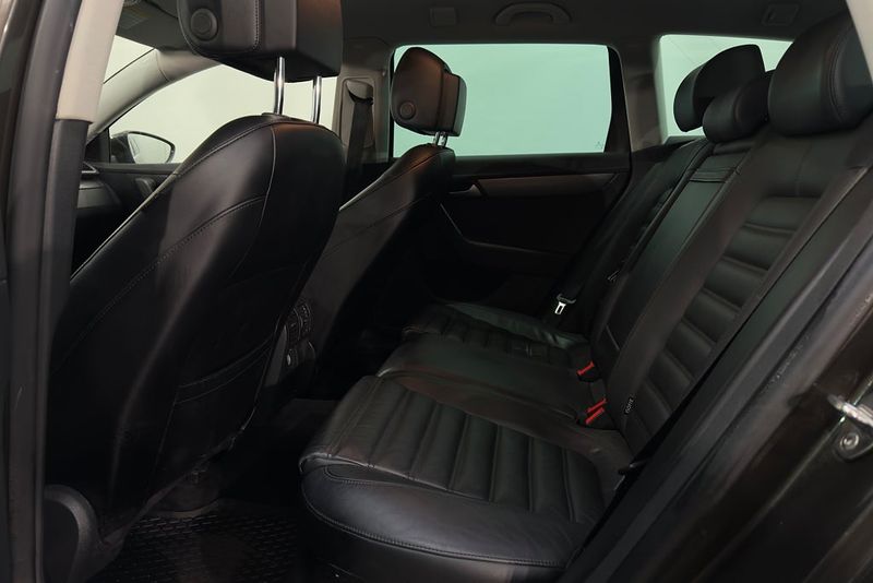 Volkswagen Passat bild 17