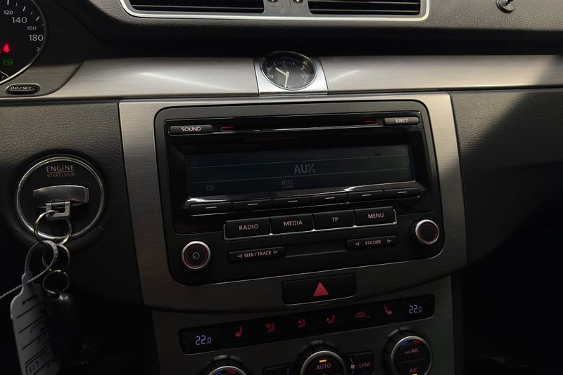Volkswagen Passat bild 14