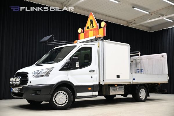 Ford Transit 350 2.2 TDCi 155HK Flak|Halvskåp|Inredd|Bakgavellyft - 2015