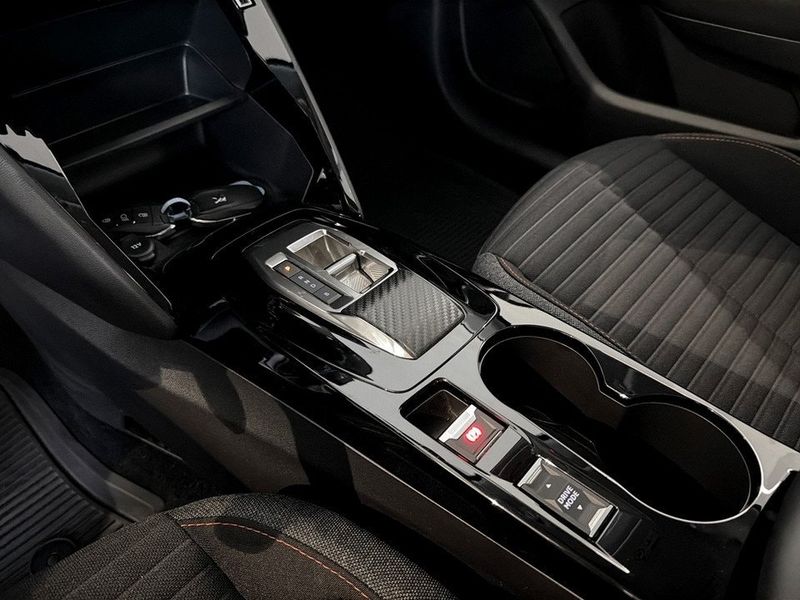 Peugeot e-208 bild 12