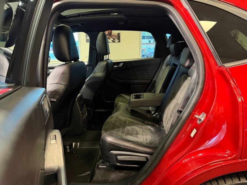 Ford Kuga bild 25