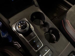 Ford Kuga bild 18