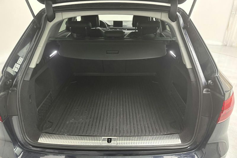 Audi A4 bild 9