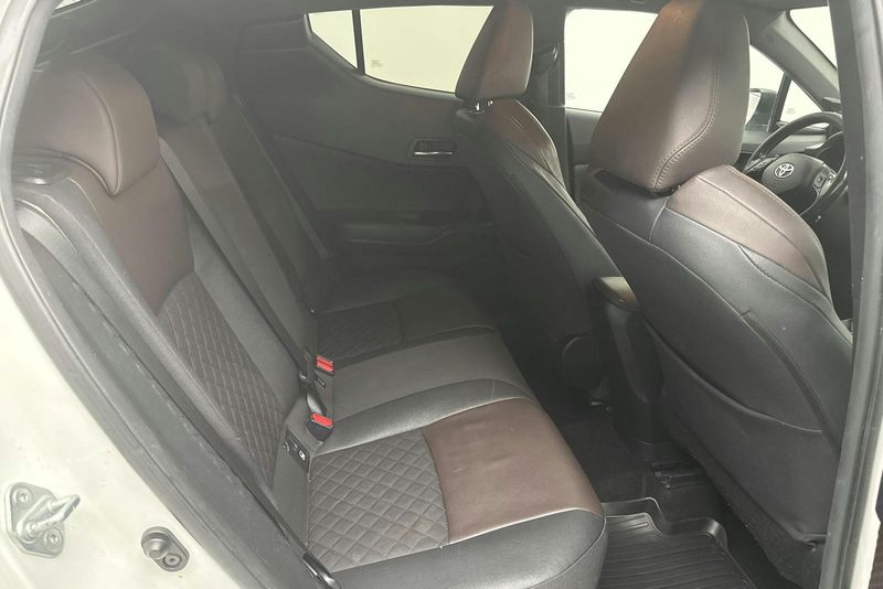 Toyota C-HR bild 8
