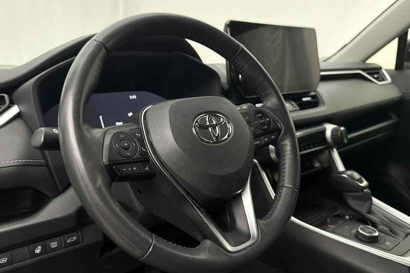 Toyota RAV4 bild 15