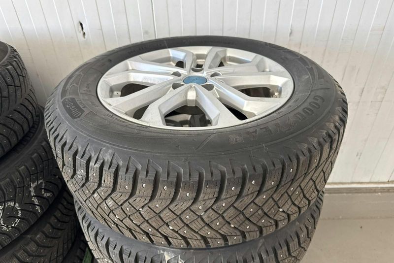 Toyota RAV4 bild 17
