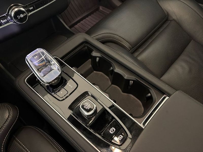 Volvo XC90 bild 17