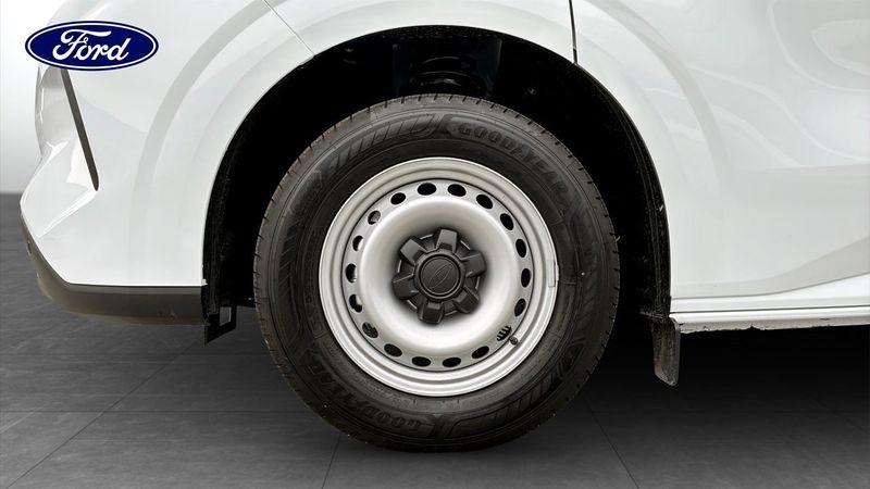 Ford Custom bild 9