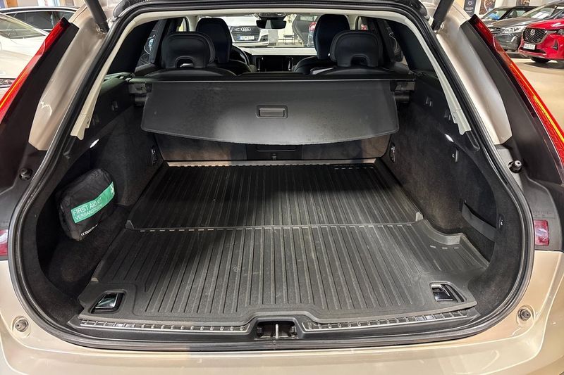 Volvo V90 bild 23