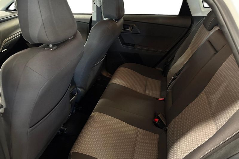 Toyota Auris bild 20