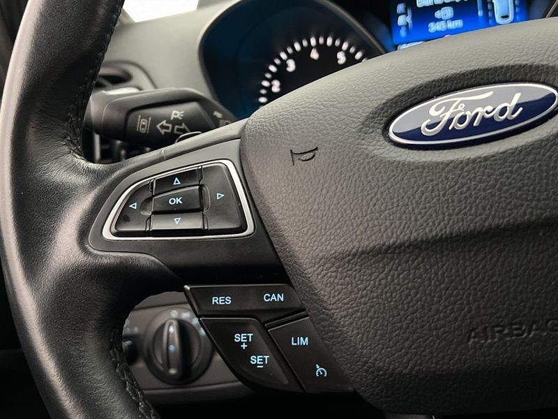 Ford Kuga bild 17