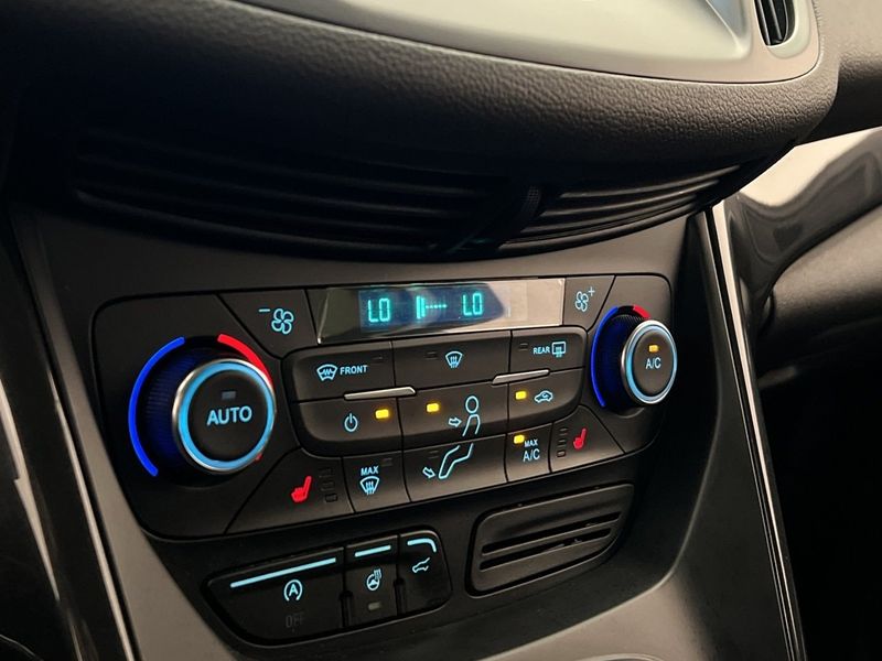 Ford Kuga bild 23