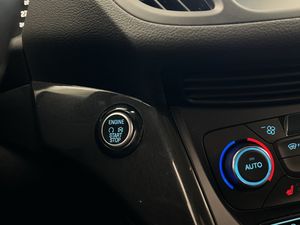 Ford Kuga bild 25