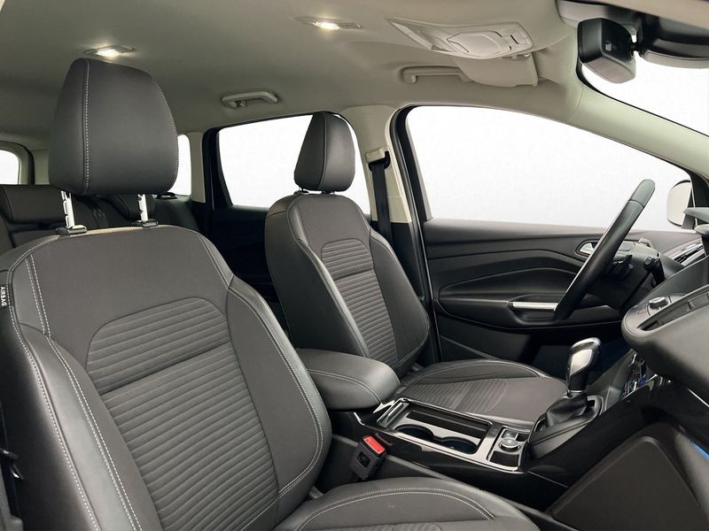 Ford Kuga bild 8