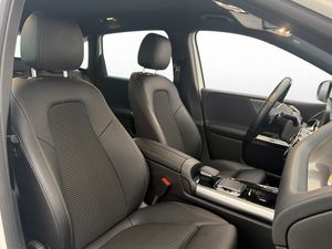 Mercedes B180 bild 11