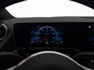 Mercedes B180 bild 15
