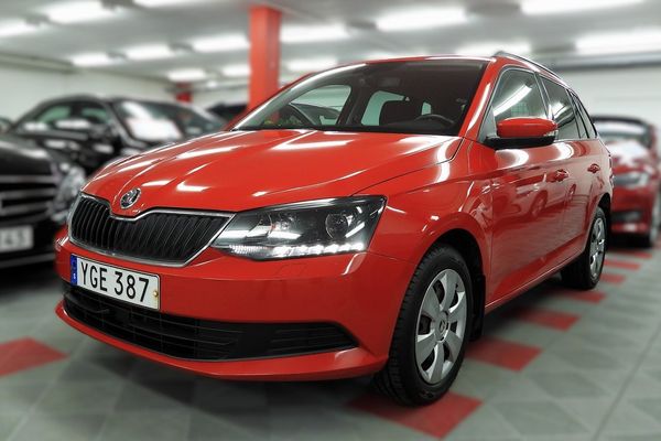 Skoda Fabia Kombi 1.2 TSI Ambition Drag SoV Hjul Adptiv -farthållar - 2017
