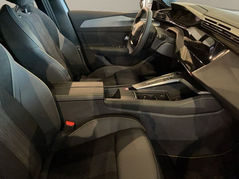 Peugeot 408 bild 13