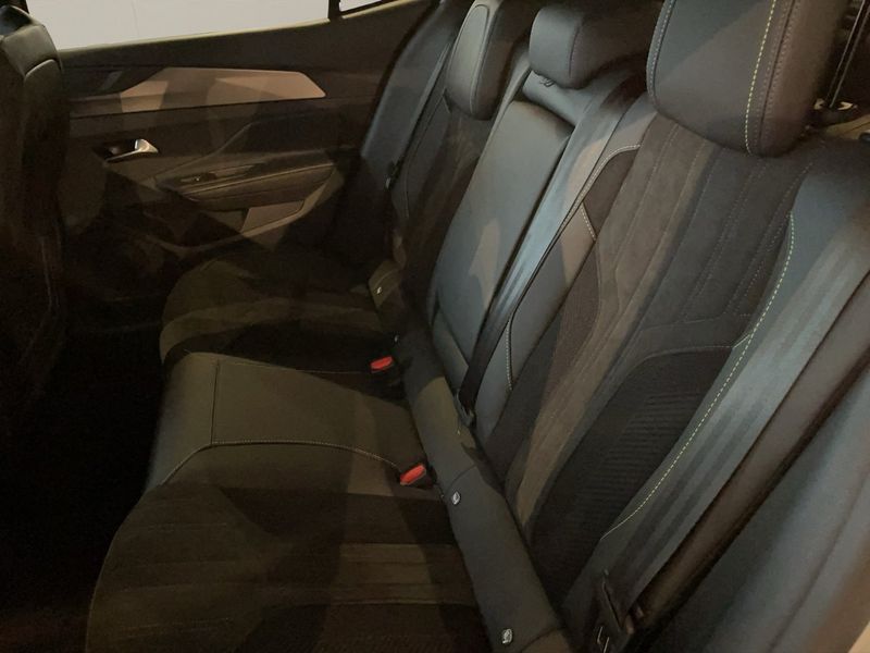 Peugeot 408 bild 11