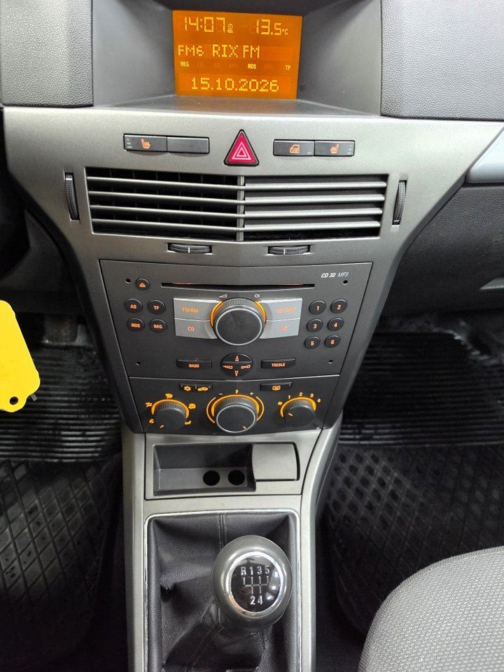 Opel Astra bild 13