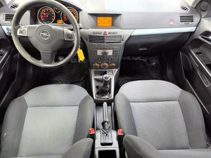 Opel Astra bild 10