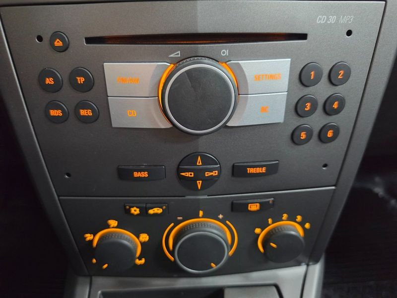 Opel Astra bild 14