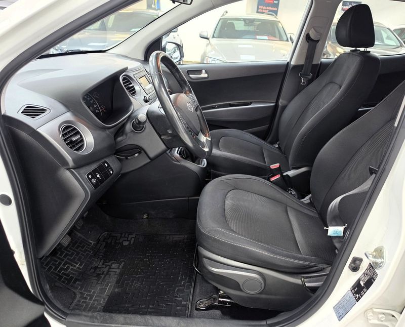 Hyundai i10 bild 8