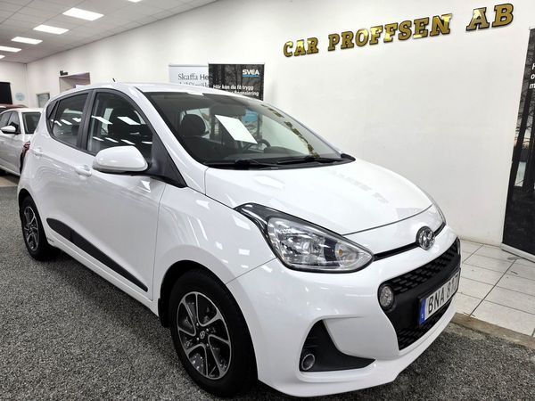 Hyundai i10 1.0 blue Comfort NY SERVAD NY BESIKTIGAD U.A - 2018
