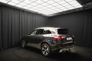 Mercedes GLC300 bild 9