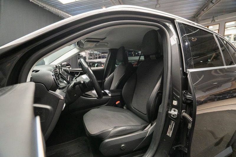 Mercedes GLC300 bild 20