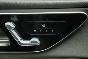 Mercedes GLC300 bild 12