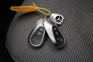Mercedes GLC300 bild 23