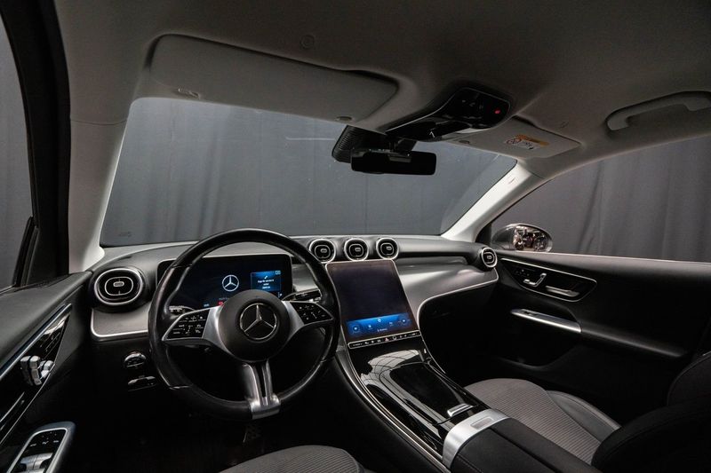 Mercedes GLC300 bild 11